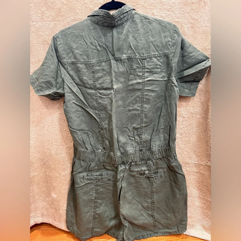 Romper - Picture 3 of 3